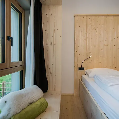 Apartment Koasa-hof Ganzes Ferienhaus, Sauna, 5 240qm Cadipietra