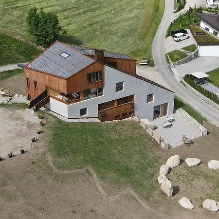 Koasa-hof Ganzes Ferienhaus, Sauna, 5 240qm Apartment